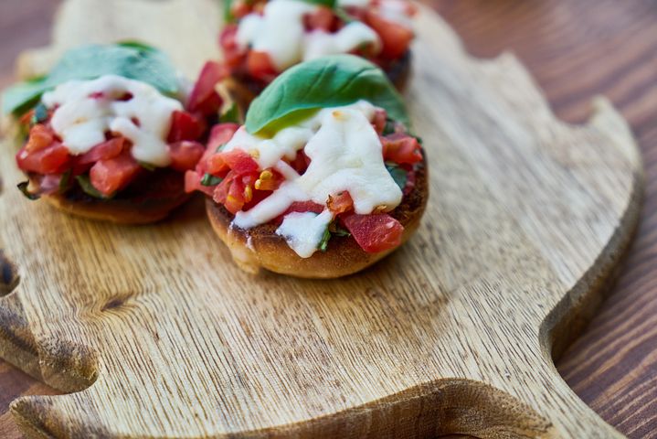 Estrategias de marketing para un restaurante ejemplos locales